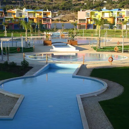 Orada Turisticos - Marina De Apartmanhotel 4*